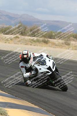media/May-05-2025-Moto Forza (Mon) [[3c1838c5e5]]/2-B Group/Session 2 (Turn 7 Inside)/